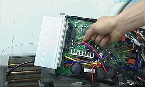 中原美的空调电话是多少